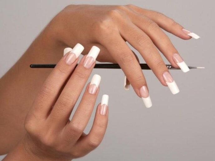 Uzun dırnaqlar sağlamlıq üçün təhlükəlidir — SƏBƏB