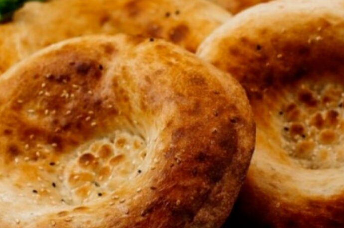 Çörəyin isti halda qəbul edilməsi bir sıra problemlər yaradır